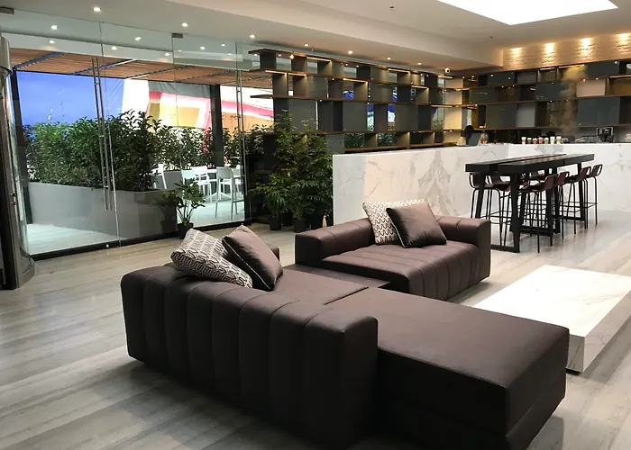 Krystal Grand Insurgentes Hotel